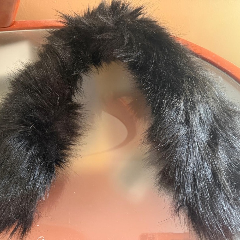 Black Faux Fur Collar / Scarf